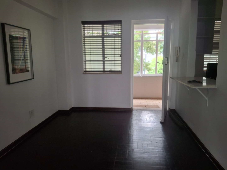 To Let 2 Bedroom Property for Rent in Illovo Gauteng