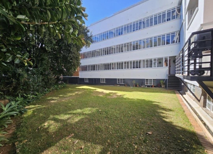 To Let 2 Bedroom Property for Rent in Illovo Gauteng