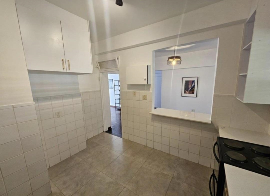 To Let 2 Bedroom Property for Rent in Illovo Gauteng