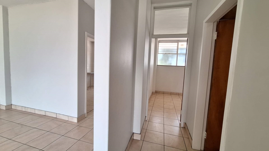 To Let 2 Bedroom Property for Rent in Horison Gauteng