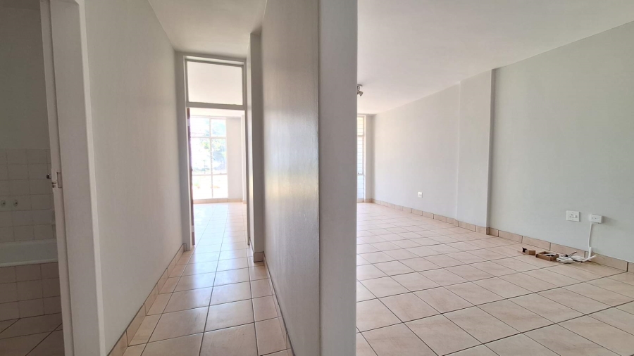 To Let 2 Bedroom Property for Rent in Horison Gauteng