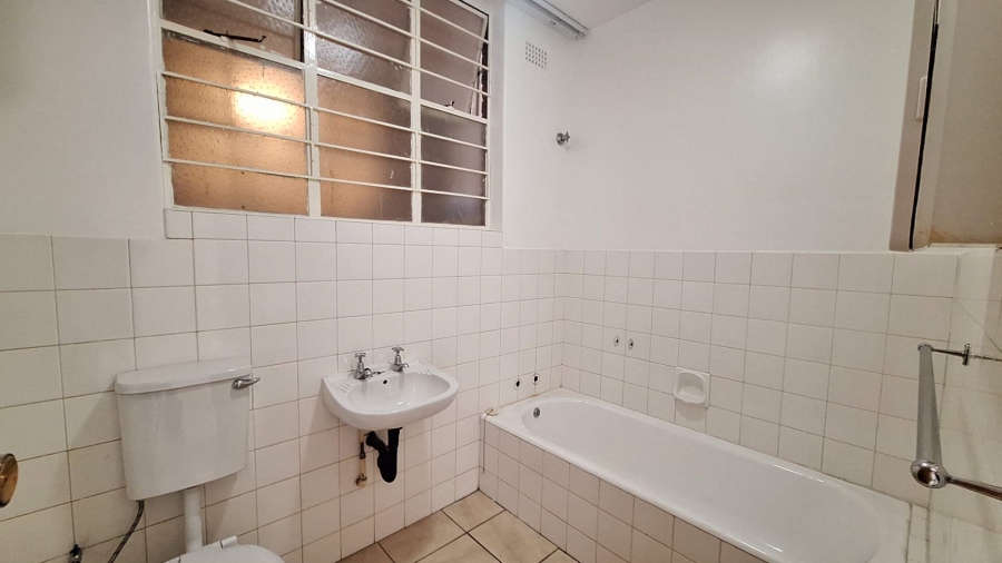 To Let 2 Bedroom Property for Rent in Horison Gauteng