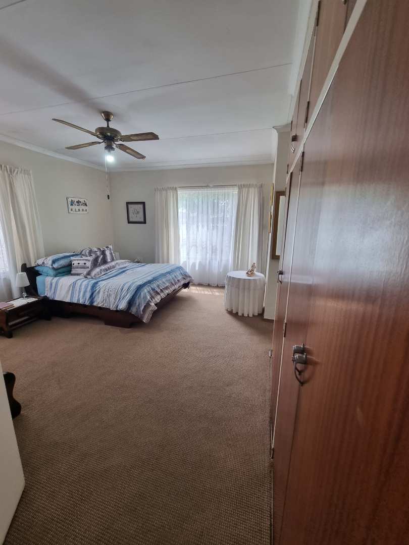 4 Bedroom Property for Sale in Verwoerdpark Gauteng
