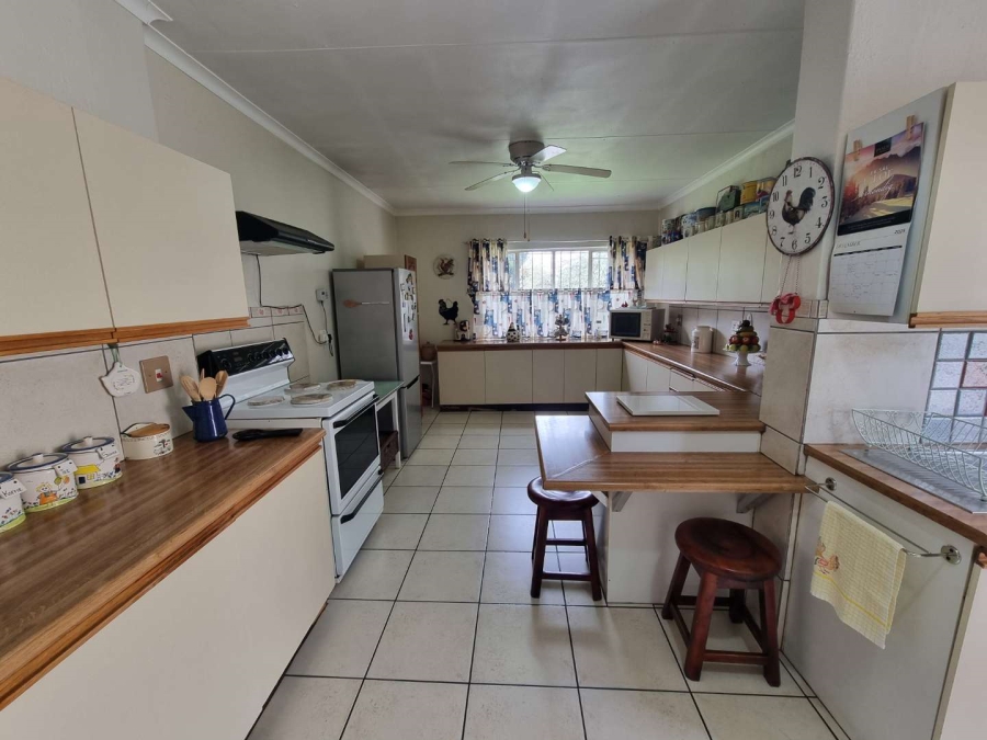 4 Bedroom Property for Sale in Verwoerdpark Gauteng