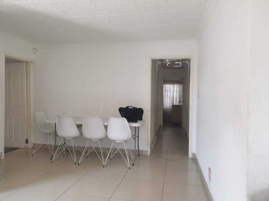 4 Bedroom Property for Sale in Diepkloof Gauteng