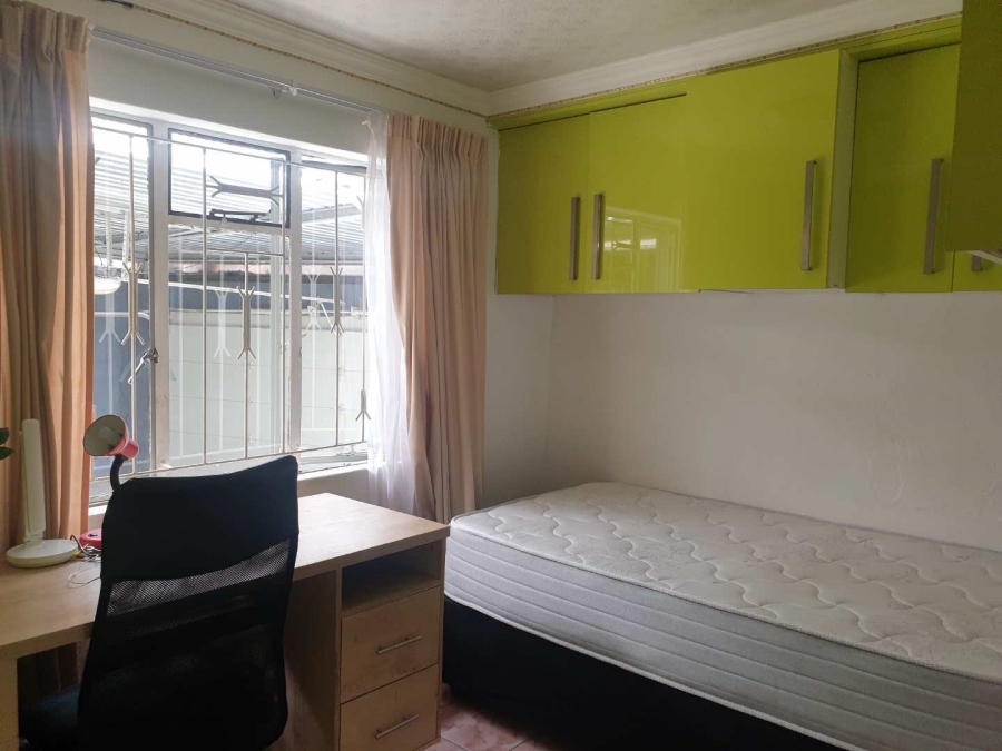 4 Bedroom Property for Sale in Diepkloof Gauteng