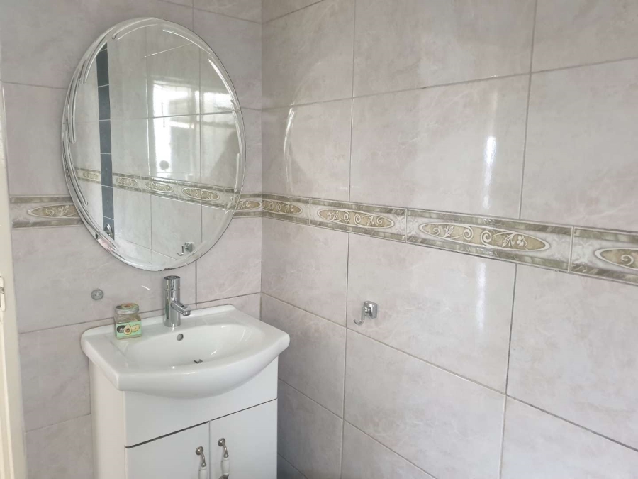 4 Bedroom Property for Sale in Diepkloof Gauteng