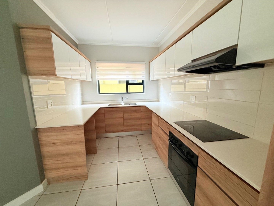 3 Bedroom Property for Sale in Waterfall Gauteng