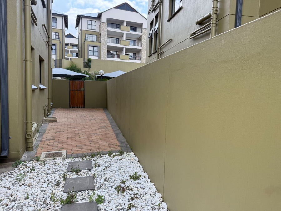 3 Bedroom Property for Sale in Waterfall Gauteng