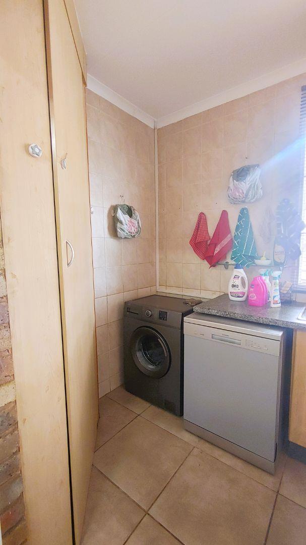 3 Bedroom Property for Sale in Zwartkop Gauteng