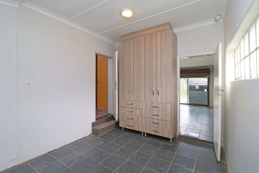 4 Bedroom Property for Sale in Allen Grove Gauteng