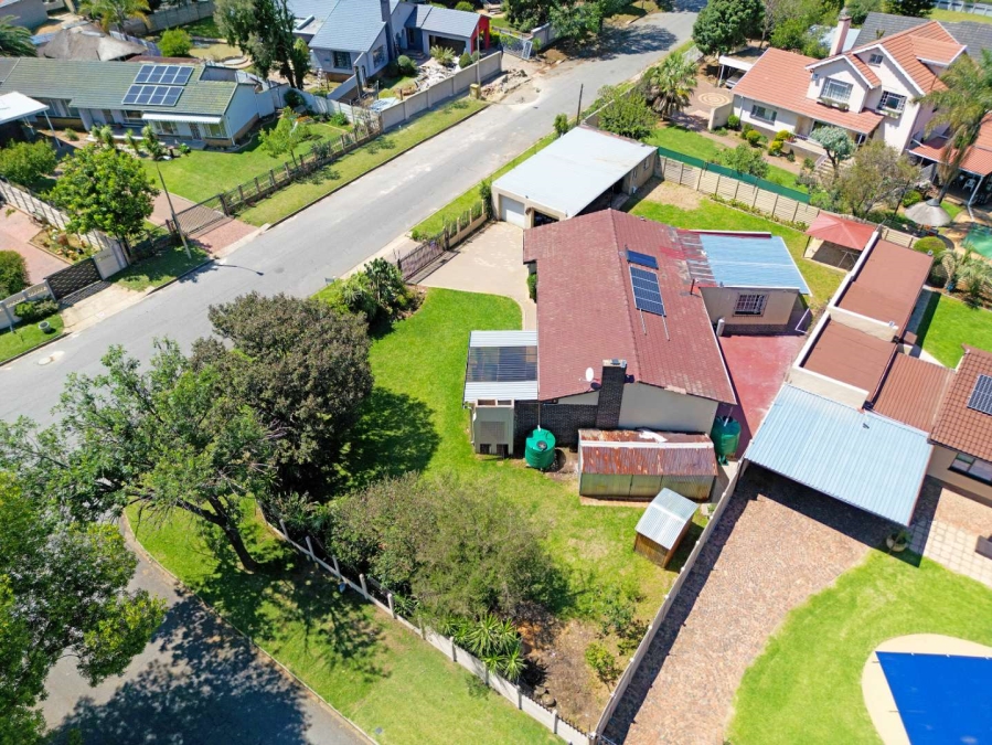 4 Bedroom Property for Sale in Allen Grove Gauteng