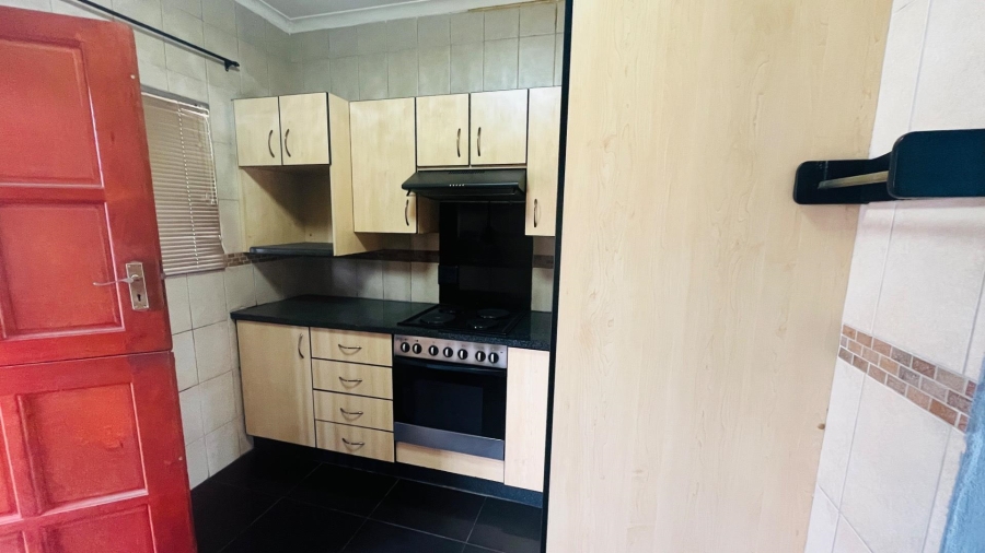 2 Bedroom Property for Sale in Lilianton Gauteng