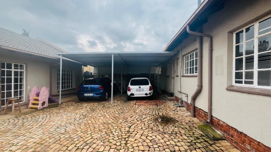 2 Bedroom Property for Sale in Lilianton Gauteng