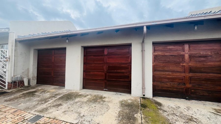 2 Bedroom Property for Sale in Lilianton Gauteng