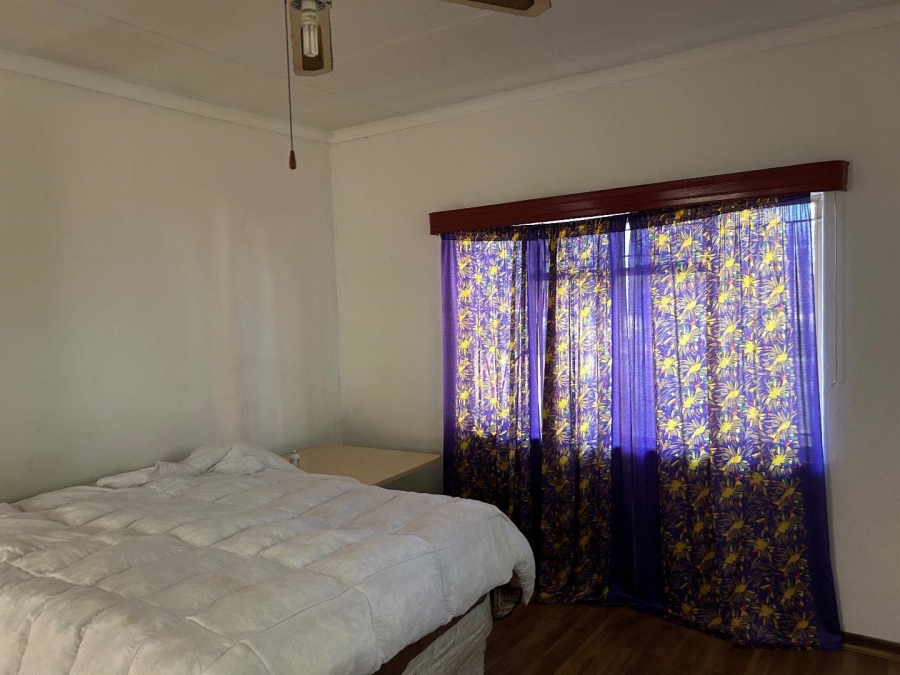 5 Bedroom Property for Sale in Pretoria Gardens Gauteng