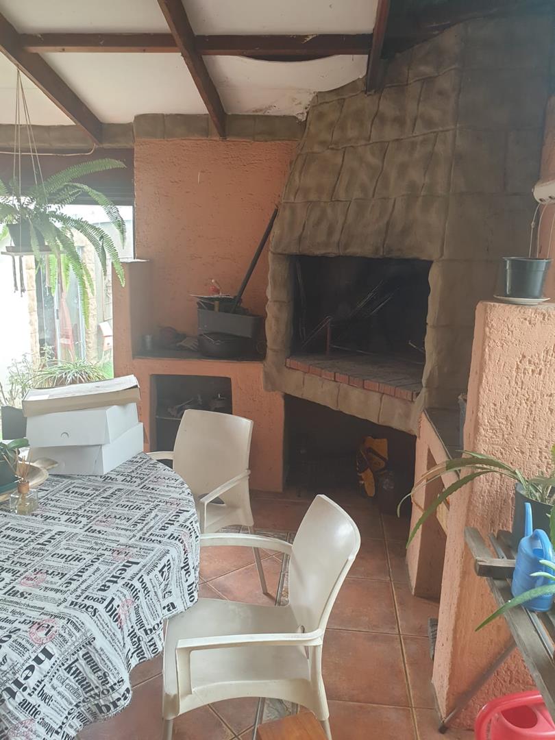 2 Bedroom Property for Sale in Benoni Central Gauteng