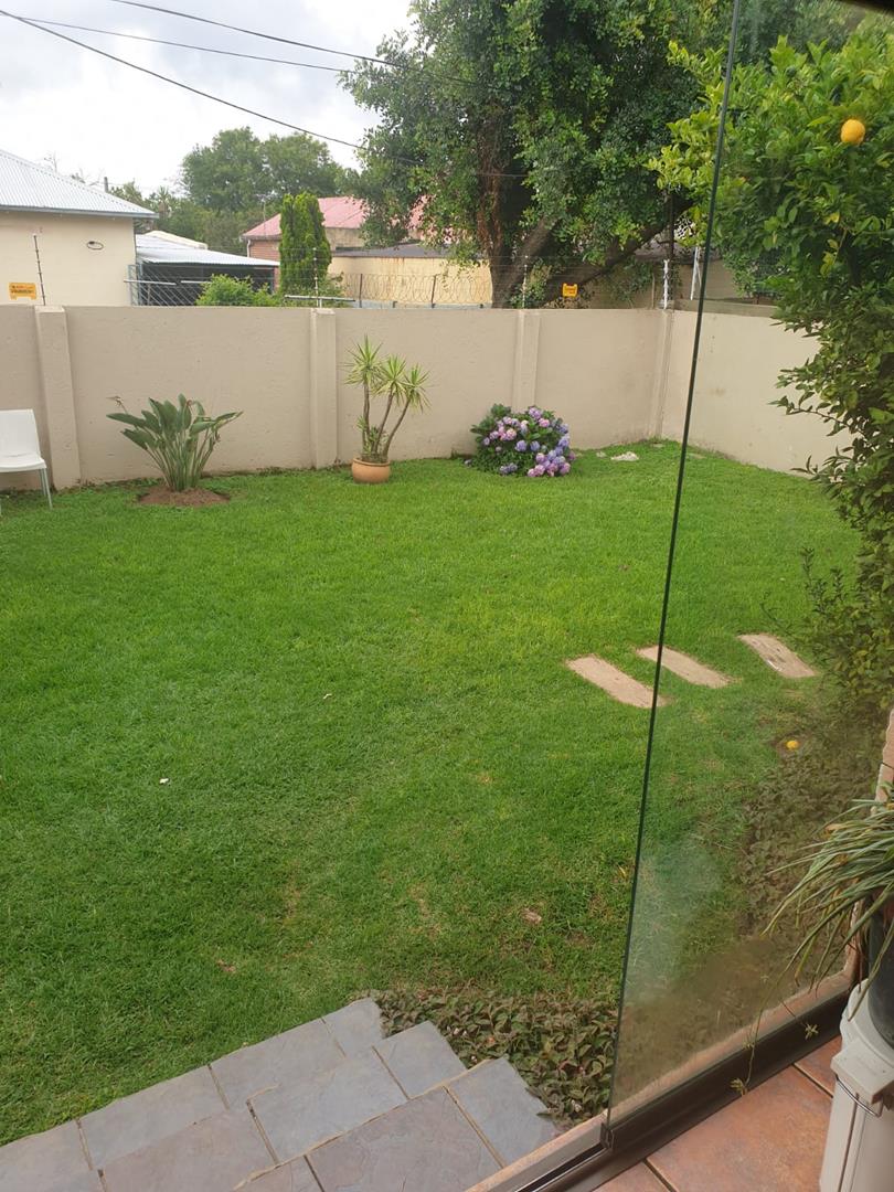 2 Bedroom Property for Sale in Benoni Central Gauteng