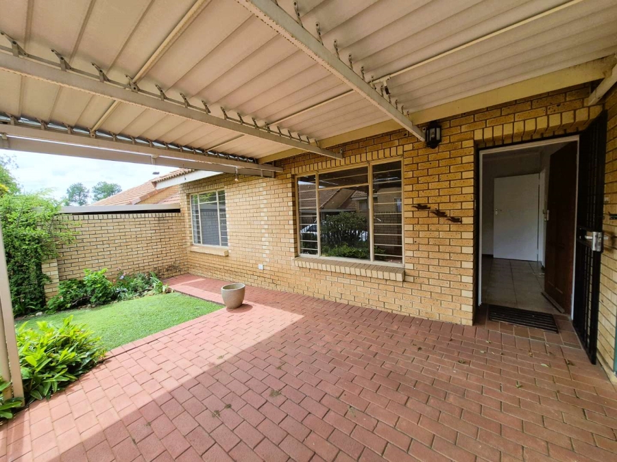 1 Bedroom Property for Sale in Equestria Gauteng