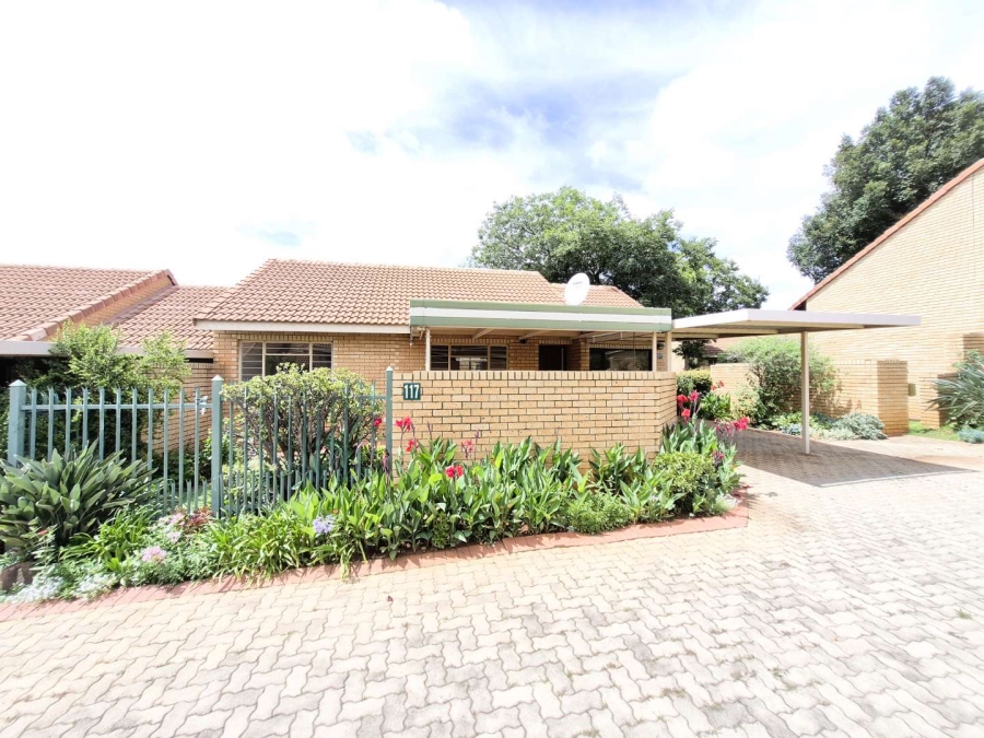 1 Bedroom Property for Sale in Equestria Gauteng