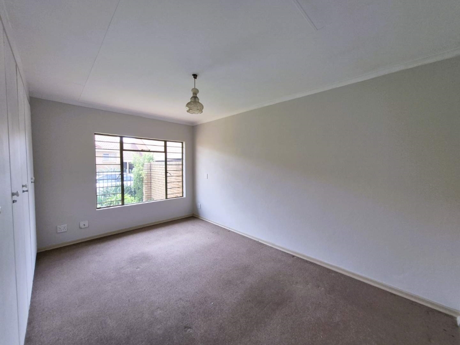 1 Bedroom Property for Sale in Equestria Gauteng