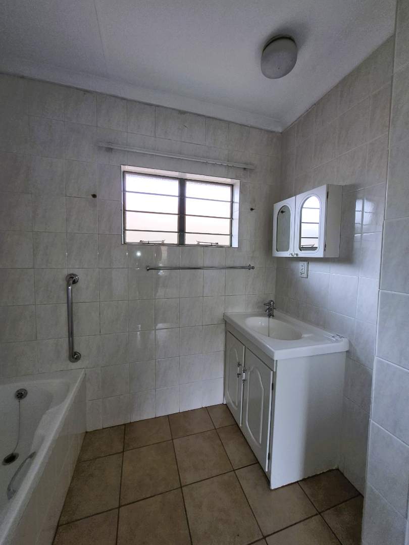 1 Bedroom Property for Sale in Equestria Gauteng