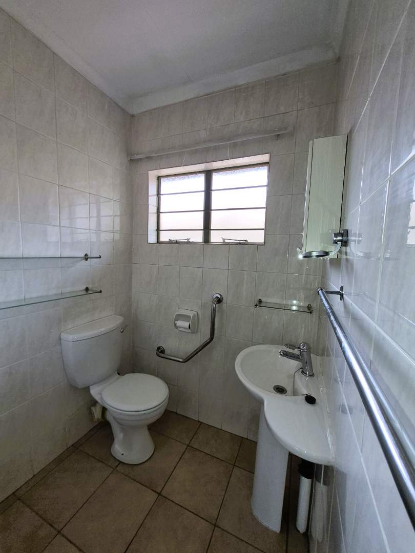 1 Bedroom Property for Sale in Equestria Gauteng