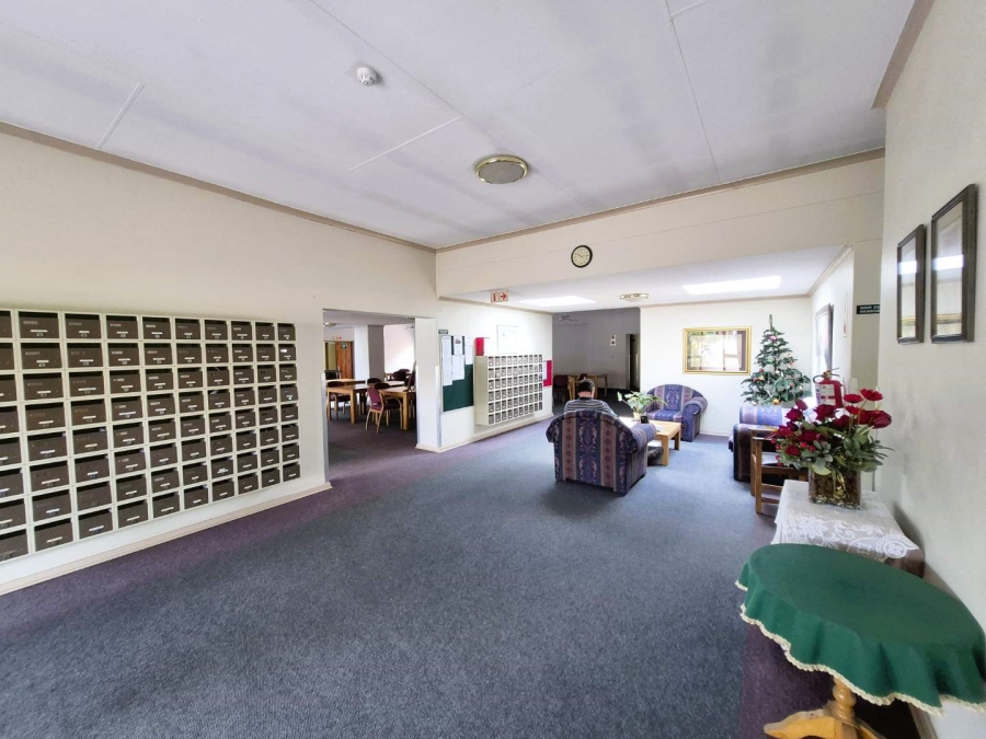 1 Bedroom Property for Sale in Equestria Gauteng