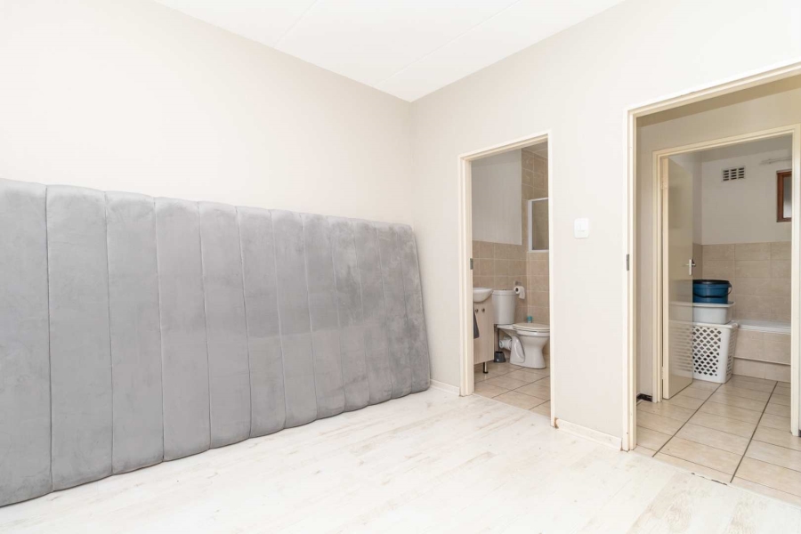 2 Bedroom Property for Sale in Randpark Ridge Gauteng