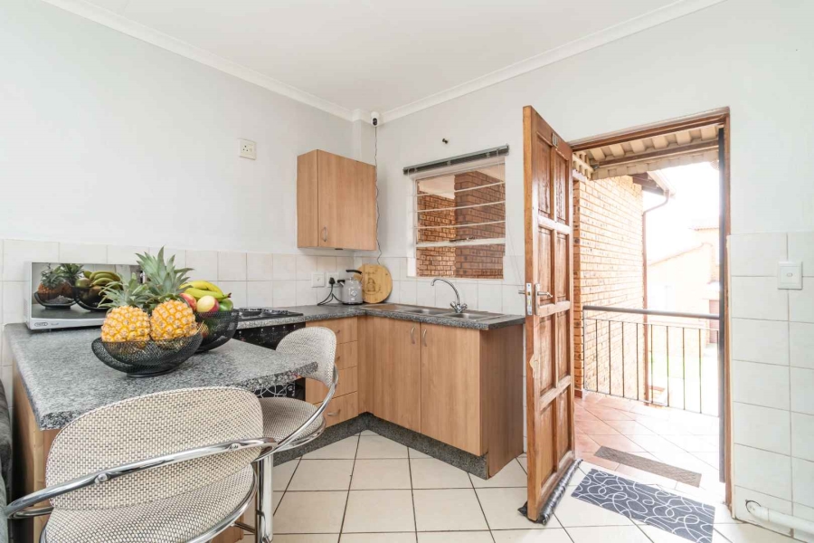 2 Bedroom Property for Sale in Honeypark Gauteng