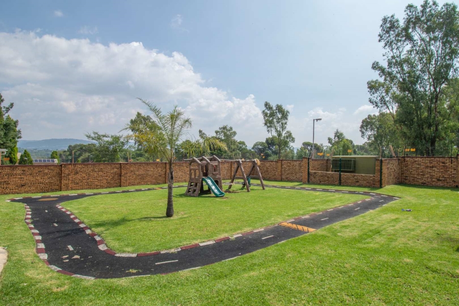 2 Bedroom Property for Sale in Honeypark Gauteng