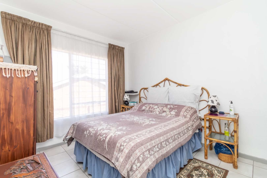 2 Bedroom Property for Sale in Honeydew Gauteng