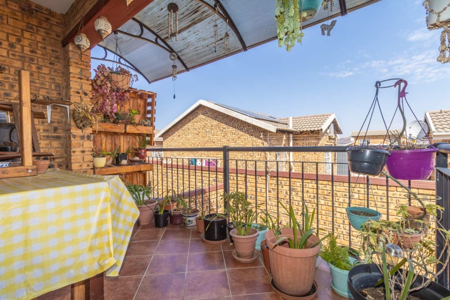 2 Bedroom Property for Sale in Honeydew Gauteng