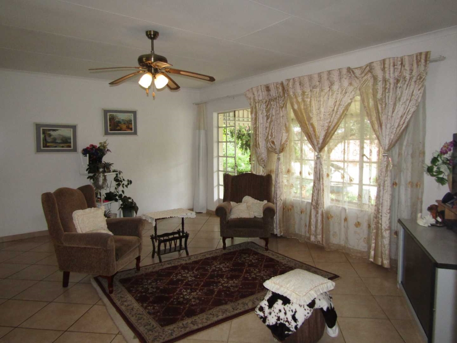 2 Bedroom Property for Sale in Helderkruin Gauteng
