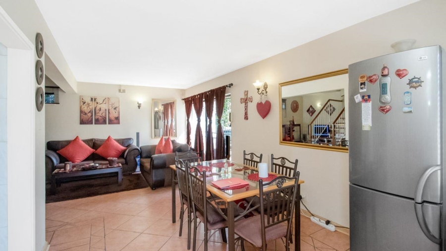 2 Bedroom Property for Sale in Florida Park Gauteng