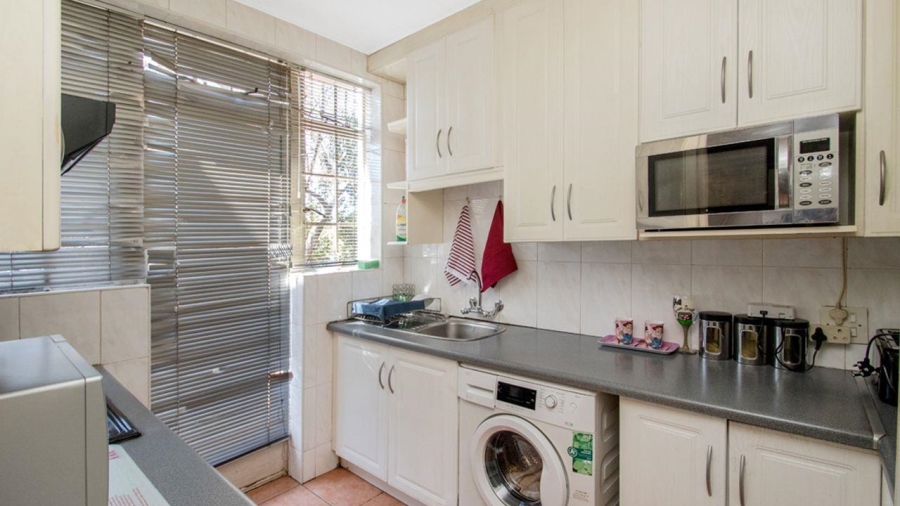 2 Bedroom Property for Sale in Florida Park Gauteng