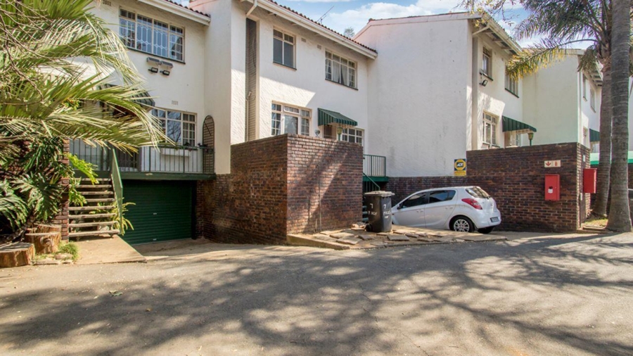 2 Bedroom Property for Sale in Florida Park Gauteng