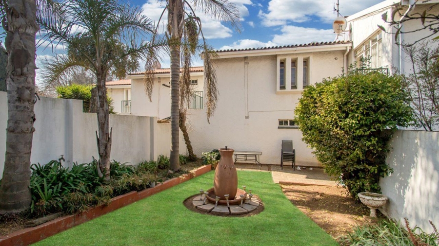 2 Bedroom Property for Sale in Florida Park Gauteng