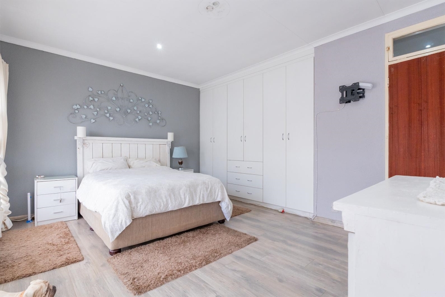 2 Bedroom Property for Sale in Norkem Park Gauteng