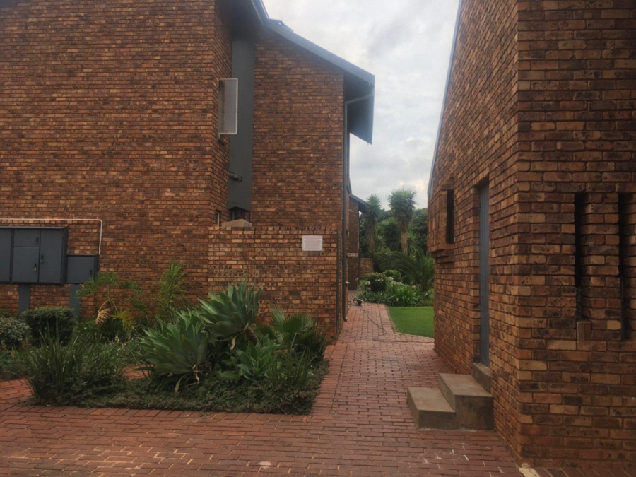 2 Bedroom Property for Sale in Clubview Gauteng