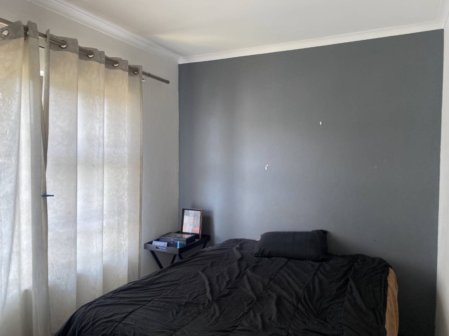 2 Bedroom Property for Sale in Ruimsig Gauteng