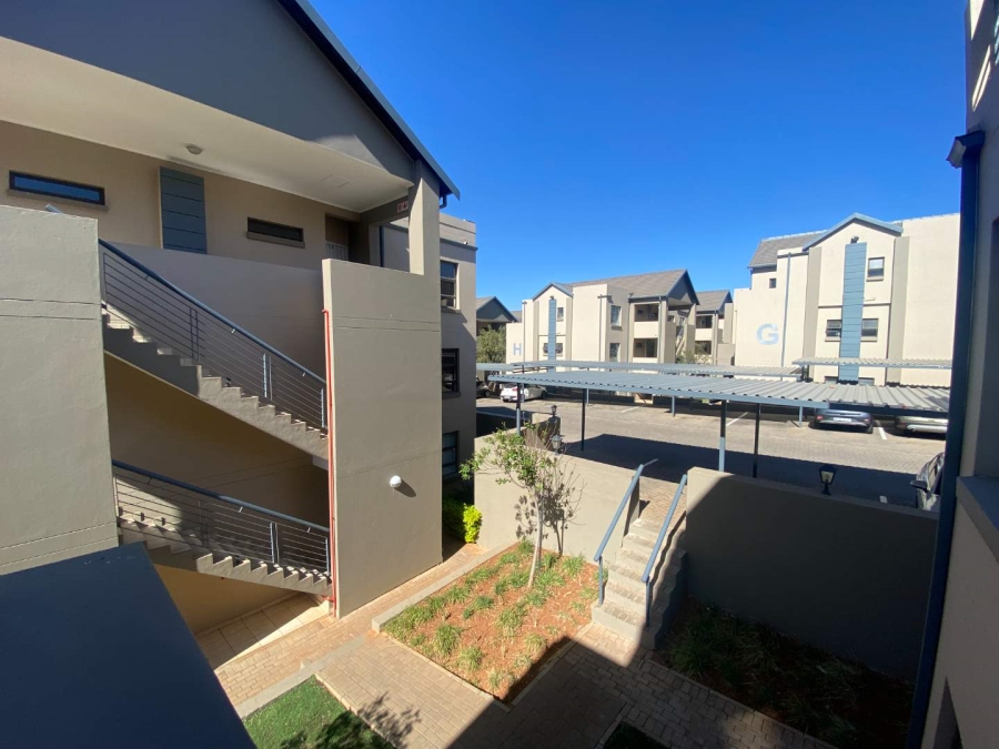 2 Bedroom Property for Sale in Ruimsig Gauteng