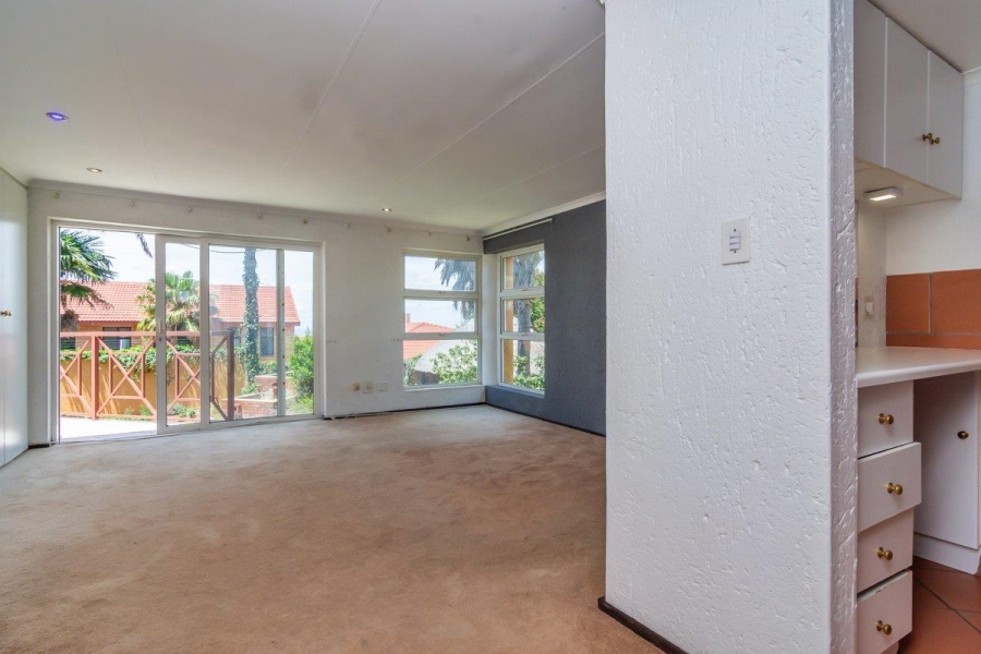 3 Bedroom Property for Sale in Noordheuwel Gauteng