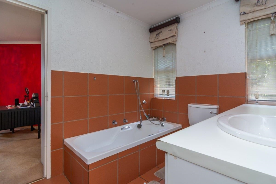 3 Bedroom Property for Sale in Noordheuwel Gauteng