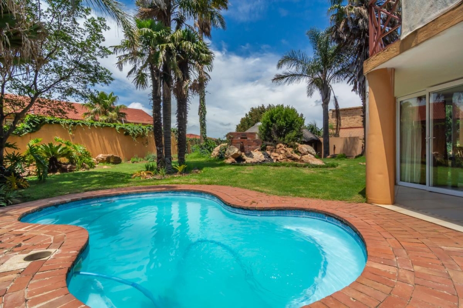 3 Bedroom Property for Sale in Noordheuwel Gauteng