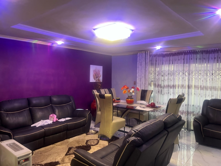 3 Bedroom Property for Sale in Lenasia South Gauteng