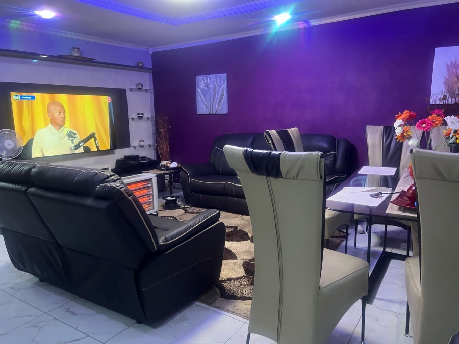 3 Bedroom Property for Sale in Lenasia South Gauteng