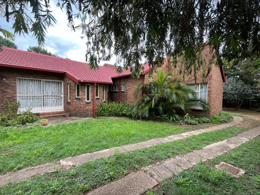 4 Bedroom Property for Sale in Rayton Gauteng