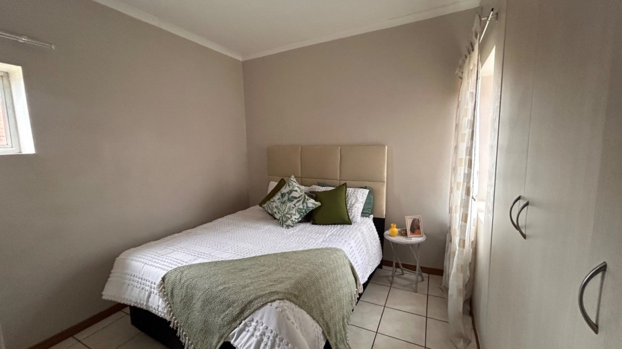 2 Bedroom Property for Sale in Esther Park Gauteng