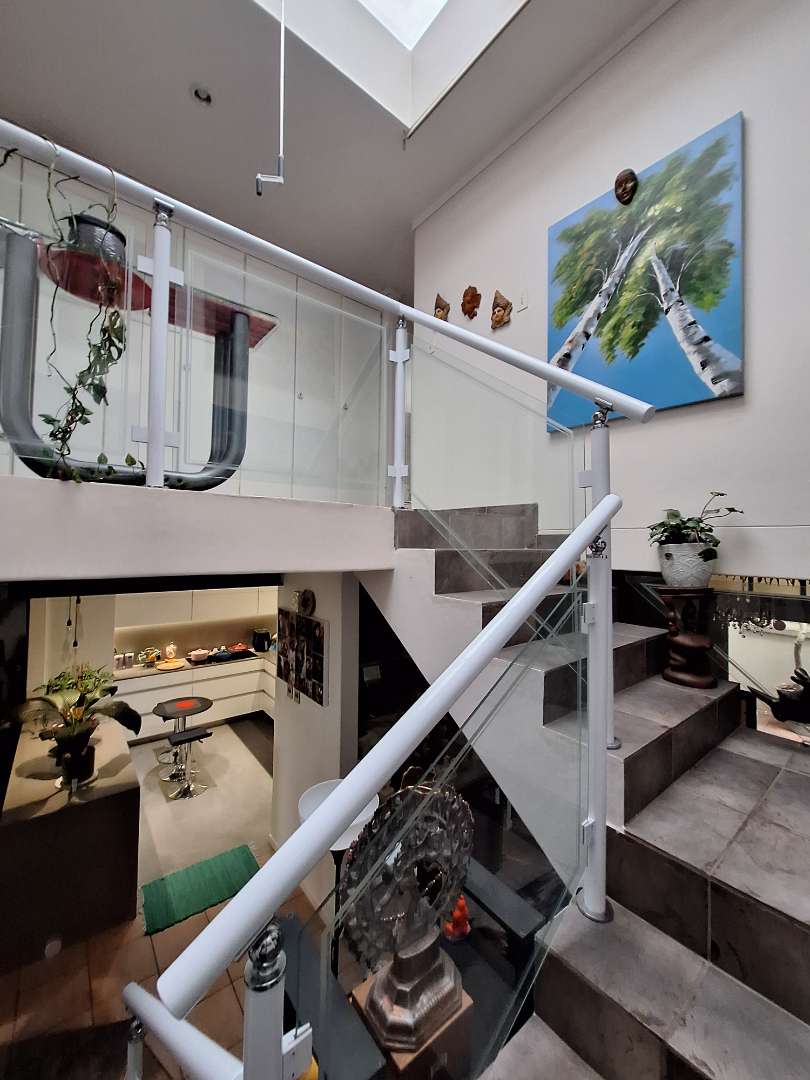 To Let 4 Bedroom Property for Rent in Northcliff Gauteng